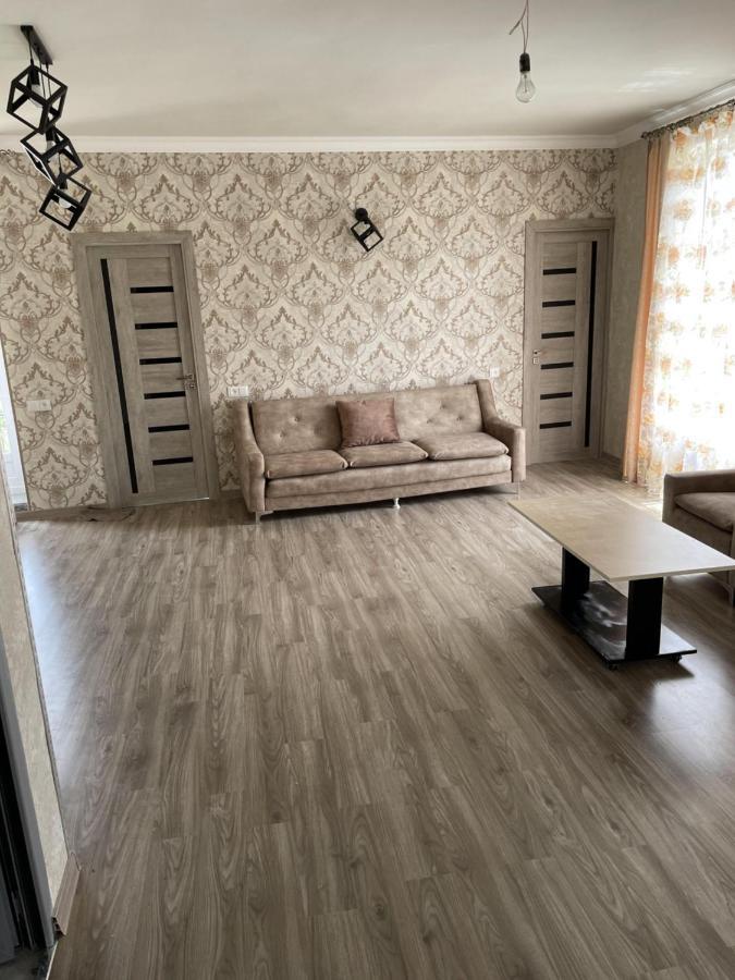 Armani Guest House Martuni Kültér fotó