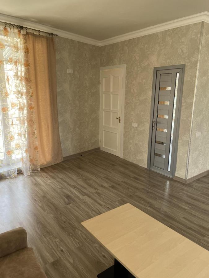 Armani Guest House Martuni Kültér fotó