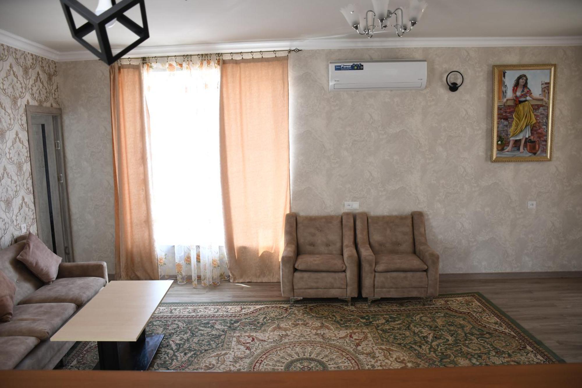 Armani Guest House Martuni Kültér fotó